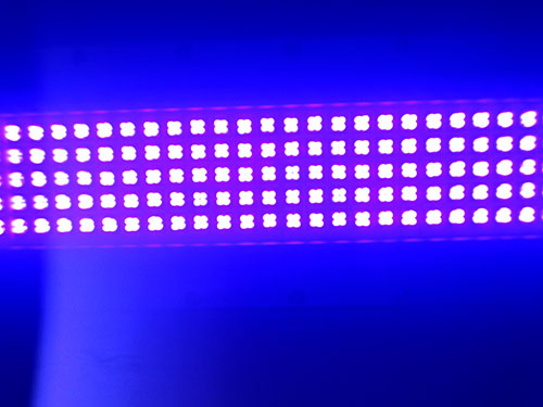 UV-LED固化機(jī)技術(shù)因節(jié)能、環(huán)保成為UV LED面光源發(fā)展方向